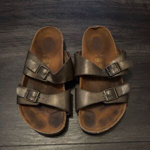 Birkenstock Arizona Size 37 Women’s Size 6 Dark Brown Sandals Soft Footbed